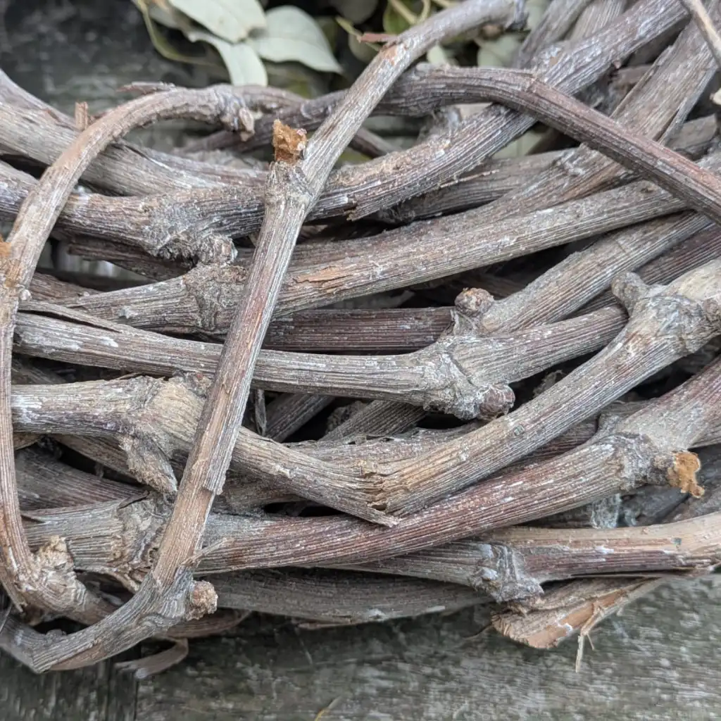 Robuuste Krans van Druiventakken – 40 cm
